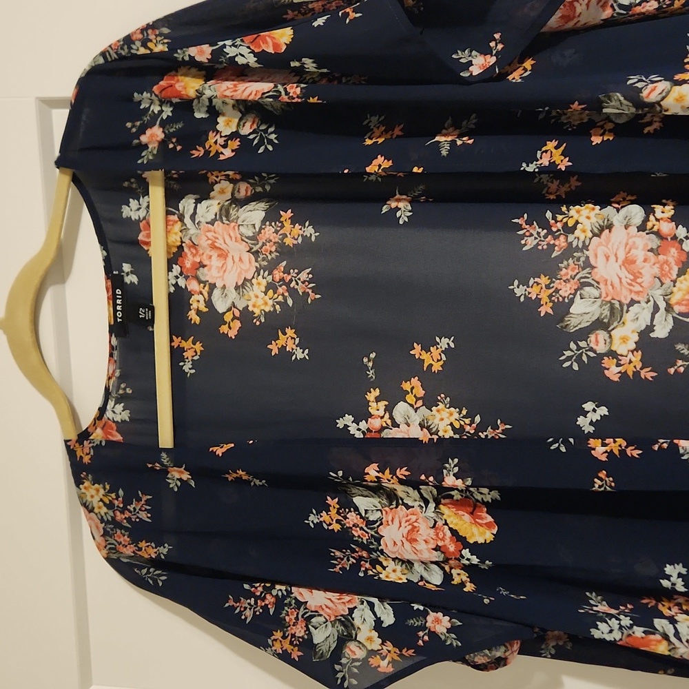 Torrid kimono wrap - Picture 3 of 4